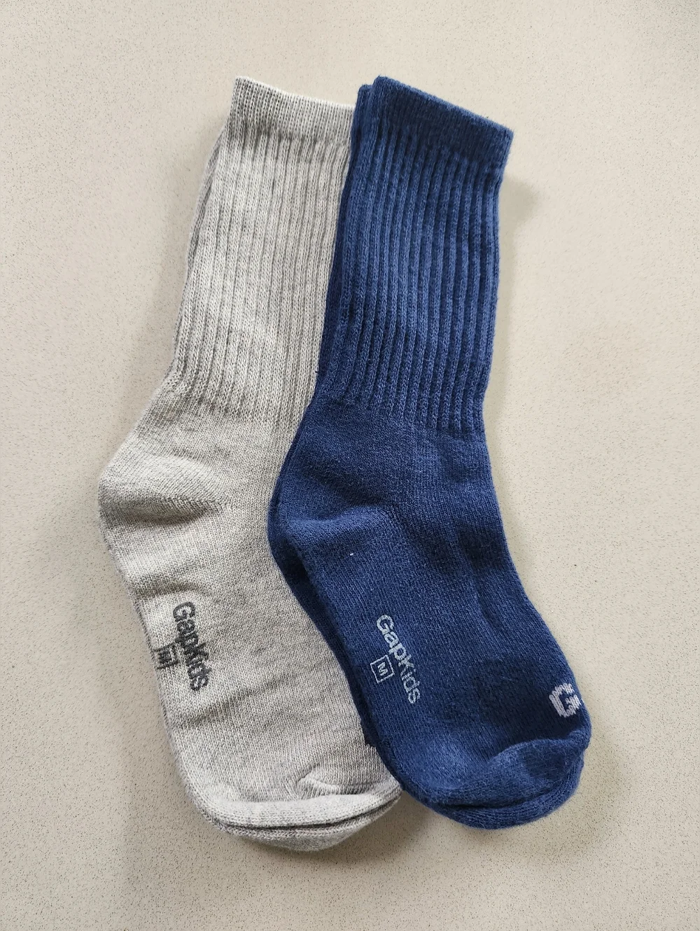 GapKids Crew Socks 2 Pairs ~GRAY & BLUE ~MEDIUM